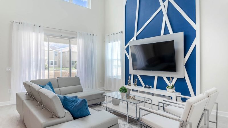 Living Room (Angle)
75" Smart TV
Sound Bar