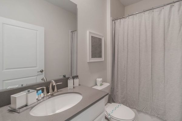 Hall Bathroom 3 Downstairs
Tub/Shower Combo