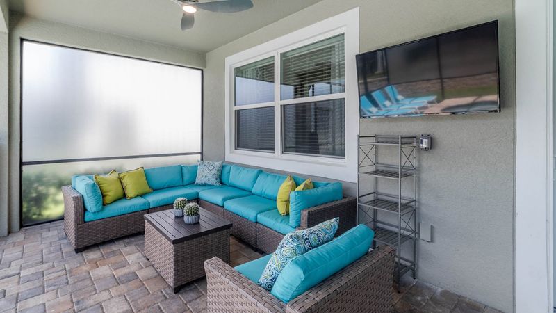Patio Dining
43"  Roku TV