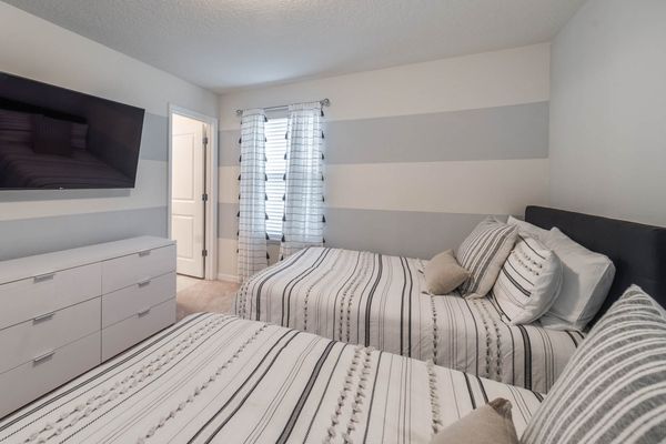 Two Doubles Suite Bedroom 3 (Angle)
55" Smart TV