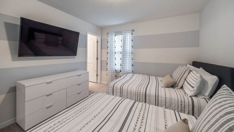 Two Doubles Suite Bedroom 3 (Angle)
55" Smart TV