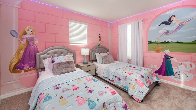 Two Twins Suite Bedroom 4 Upstairs
Attached Bathroom