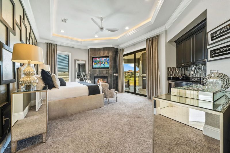 New York Suite