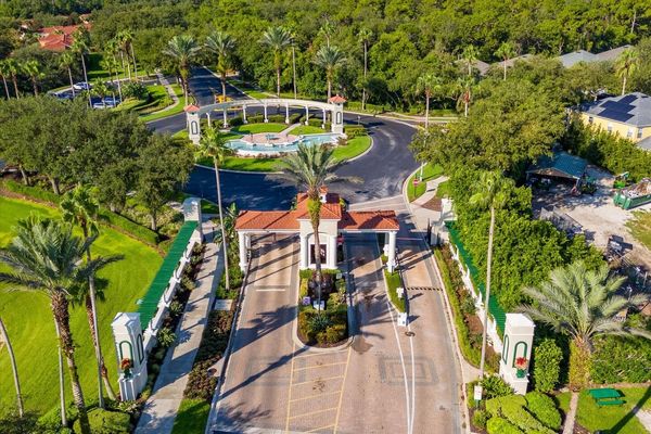 Emerald Island Entrance