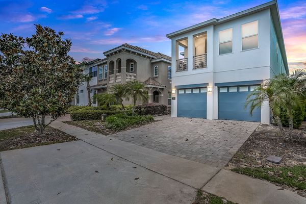 Book your stay in Magic at Reunion today!