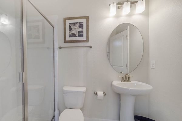 Pool Bathroom Downstairs 5
Shower