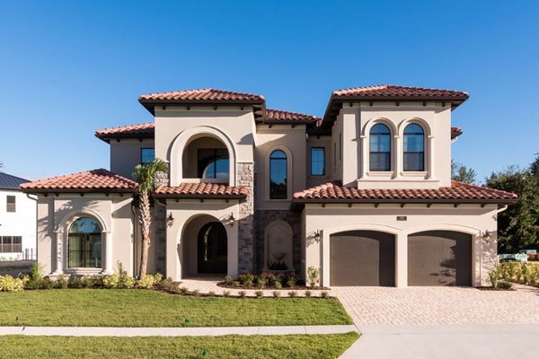 Book a once in a lifetime stay at Grand Estate at Reunion today!