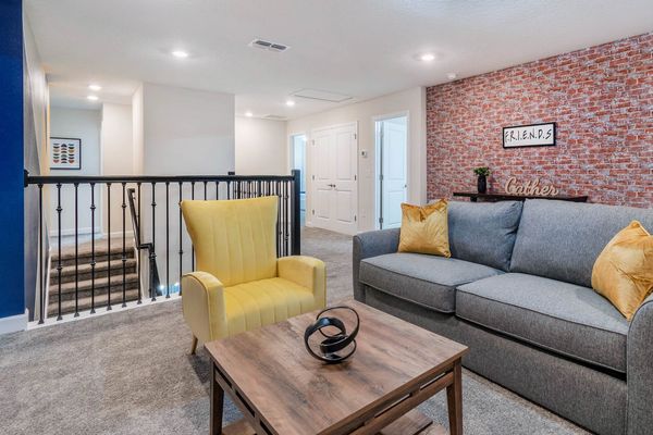 Loft
Queen Sleeper Sofa