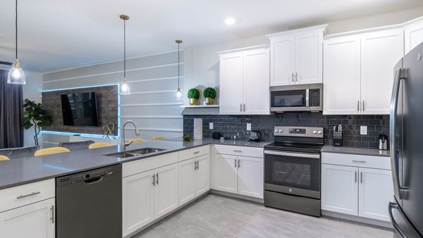 Kitchen (Angle)