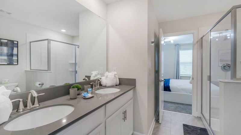 Jack N Jill Bathroom 3 Upstairs
Shower