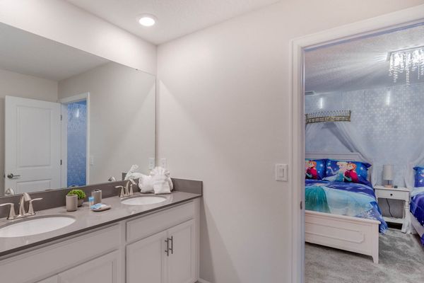 Jack N JIll Bathroom 4
Shower