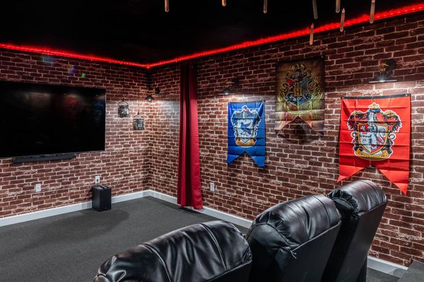 Theater Room (Angle)
83" Smart TV
Sound System