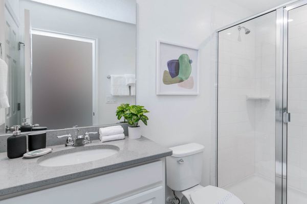 Hall Bathroom 3 Upstairs
Shower