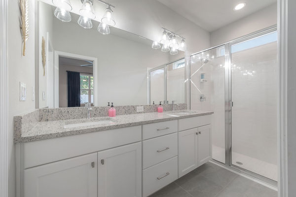 Master Bathroom 1 of 2