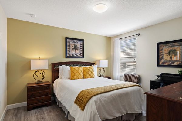 Queen Bedroom 8 Upstairs Shared Bathroom