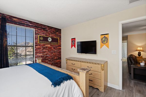 King Bedroom 4 Upstairs 39" Smart TV