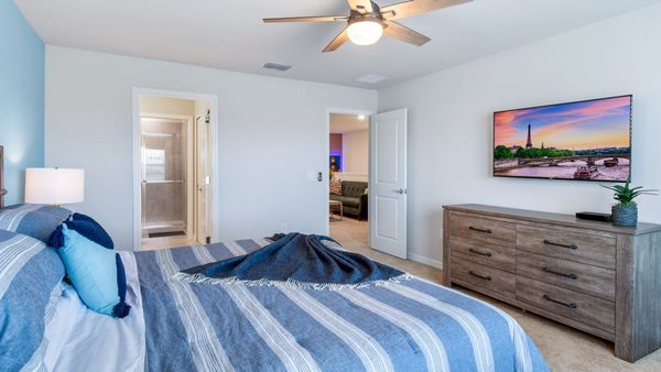 Master King Bedroom 1 (Angle)
50" Smart TV