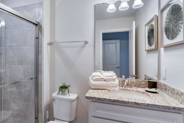 King Suite Bathroom 3 Upstairs
Shower