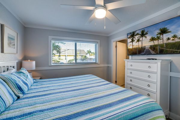 Primary Bedroom - King Bed