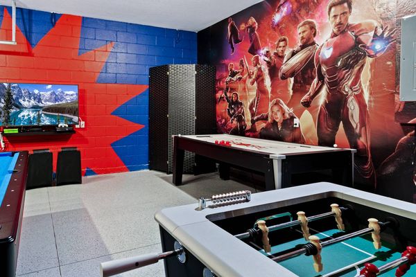 Game Room Downstairs
55" TV-XBOX
Pool Table Air Hockey Foosball
Has AC