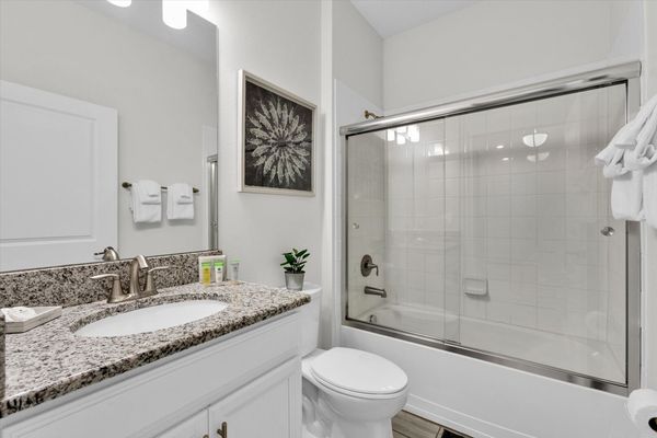 Hall Bathroom 3 Downstairs
Tub/Shower Combo