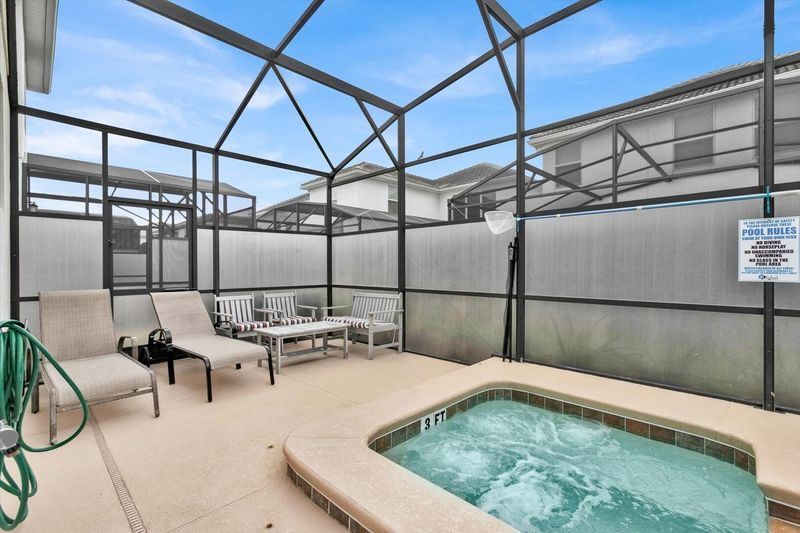 Spa/Patio Seating