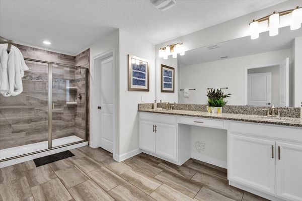 Master King Bathroom 2 Upstairs (Angle)