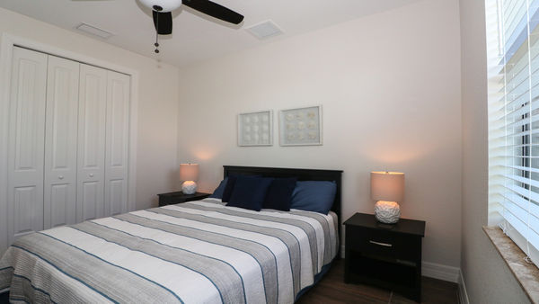 Queen guest bedroom