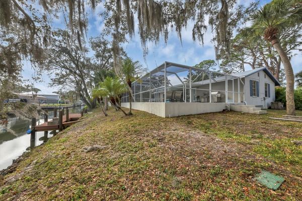 Private backyard space (Boat lift not available)