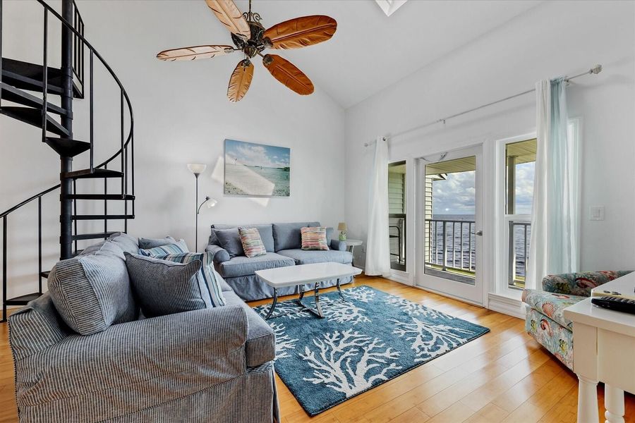 4410 Warren Avenue #317