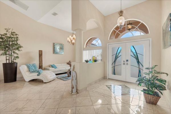 Formal living room & foyer