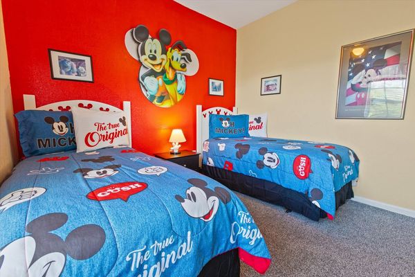 Twin/Twin Bedroom 3 (Angle)