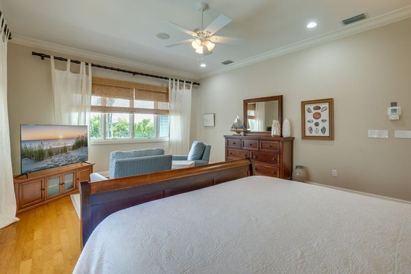 Primary Bedroom - King Bed