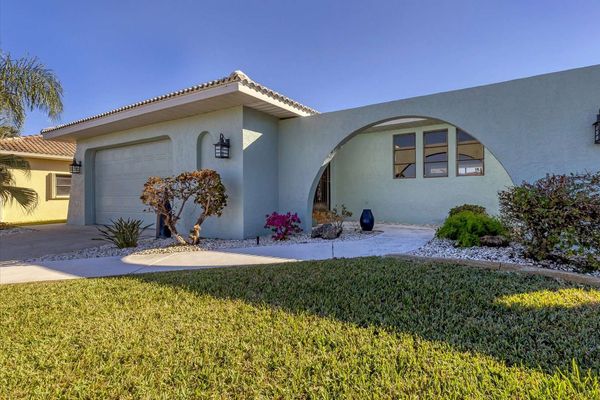 Beautiful Punta Gorda Isles home