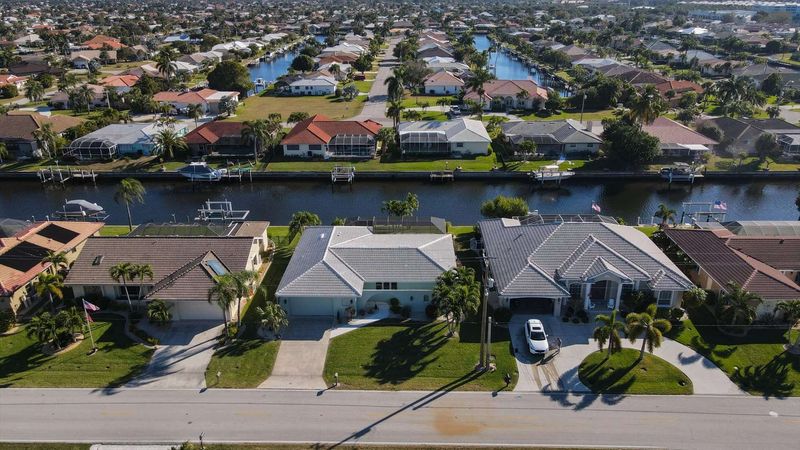 3 bedroom, 2 bathroom waterfront home with private pool and boat dock in Punta Gorda, FL (Boat lift not available)
