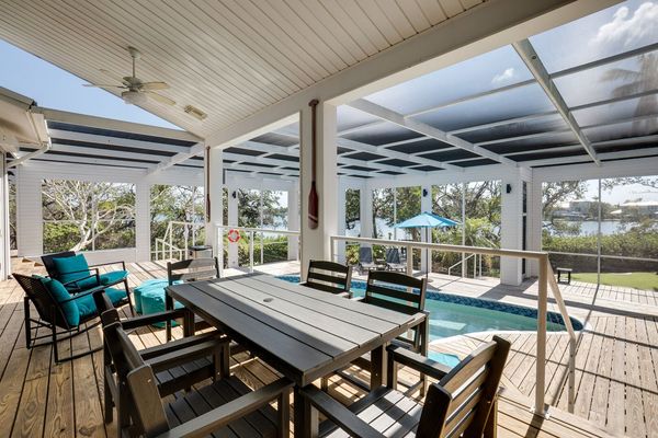 Screened-In Lanai