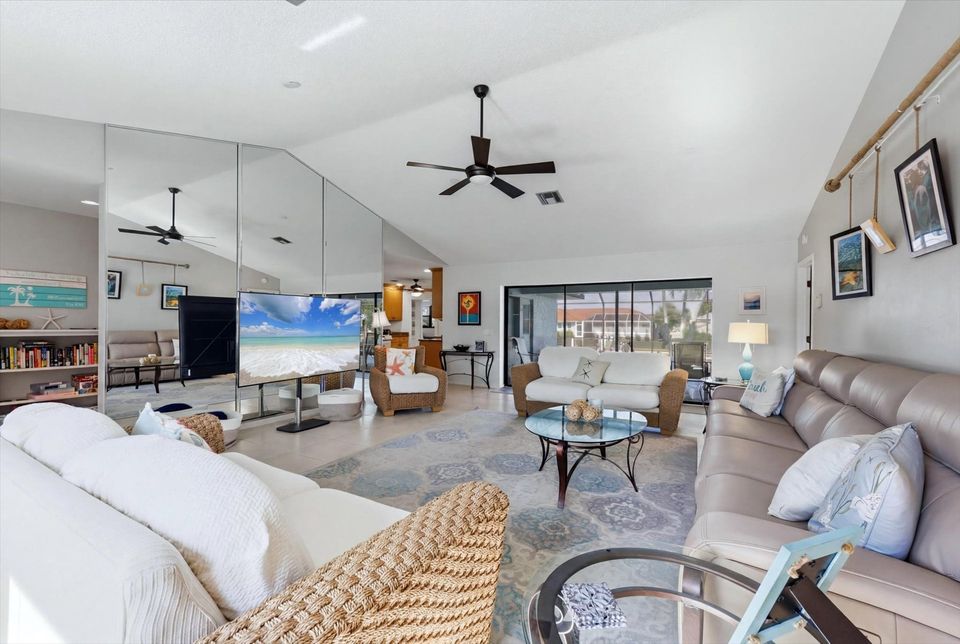 Bright and open relaxing living room