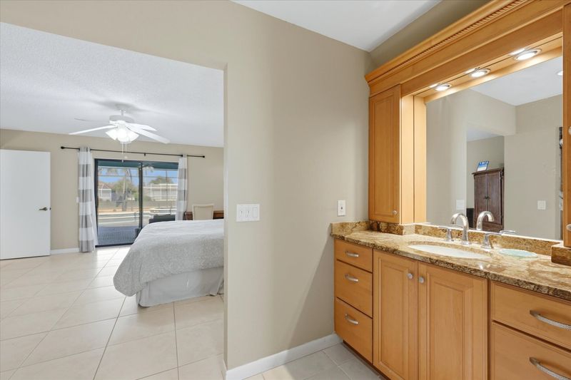 Master bathroom ensuite with walk-in shower and double vanities