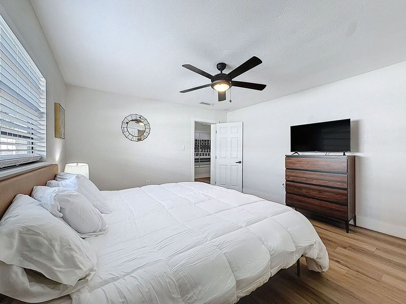 Second Primary Bedroom - King Bed