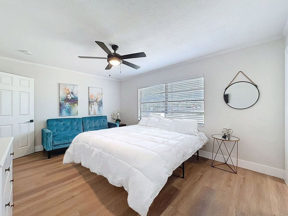 Primary Bedroom - King Bed