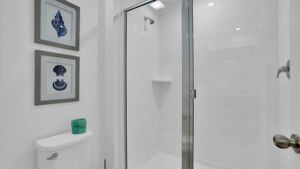 Jack N Jill Bathroom 6 (Angle)
Shower