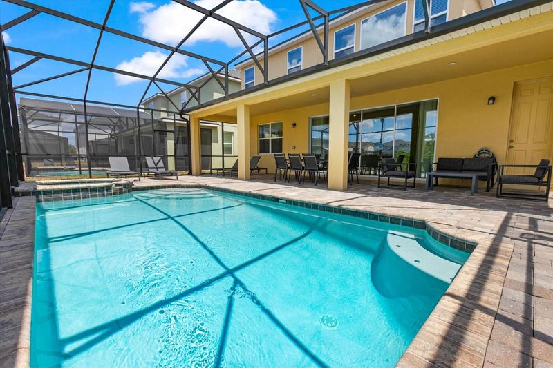 Pool Deck (Angle)