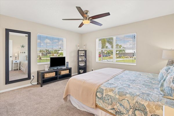 Guest bedroom 1 with king bed with en suite bathroom