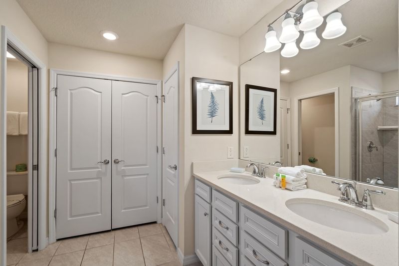 King Suite Bathroom 2 Upstairs Shower