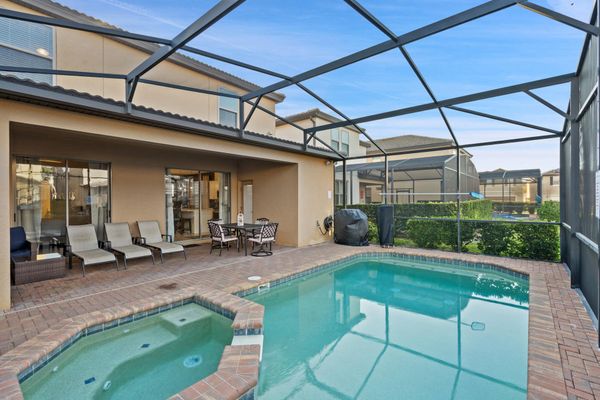 Pool / Spa Faces North East