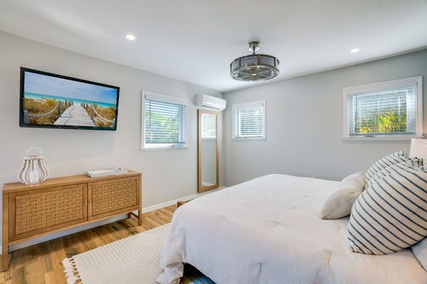 Primary Bedroom - King Bed