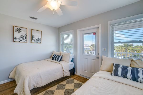 Bedroom 3 - 2 Full Beds
