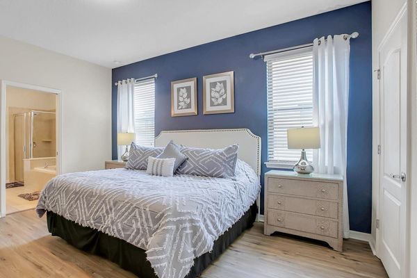 Master King Bedroom 1 (Angle)