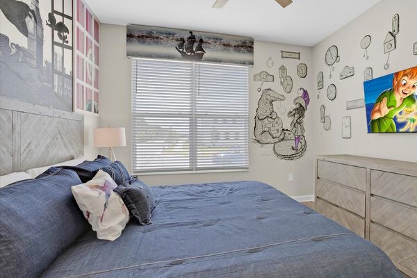 King Bedroom 3 (Angle)
50" Roku TV