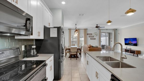 Kitchen (Angle)